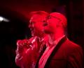 Bild: Florian Wein / OVIGO Theater
Das Musical „Dinner mit Singer“ kommt in Weiherhammer gut an.
