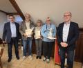 Bild: Gemeinde Georgenberg
Bürgermeister Wolfgang Bock (von links) würdigte die langjährigen Verdienste der ausgeschiedenen Gemeinderatsmitglieder Bernhard Götz, Rita Voit, Stephanie Stahl und Günter Gschwindler.