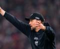 Bild: Tom Weller/dpa
VfB-Trainer Sebastian Hoeneß möchte seine Stuttgarter in die Champions League dirigieren. (Archivbild).