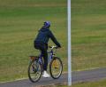Symbolbild: Patrick Pleul/dap
Die Staatsstraße 2151 in Fensterbach wird am Freitag, 8. Mai, wieder für den Verkehr freigegeben. Neue Radwege und Querungshilfen sollen die Sicherheit erhöhen.