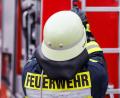 Bild: Philipp von Ditfurth/dpa
Feuerwehrleute müssen binnen weniger Tage mehrere kleinere Waldbrände in und um die Landeshauptstadt herum löschen. (Symbolbild)