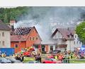 Bild: Reinhard Amann
Wegen Einsturzgefahr gestaltet sich die Suche nach der Brandursache im Feuerwehrhaus der Iffelsdorfer Feuerwehr in Untersteinbach als nicht ganz einfach.