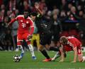 Bild: Sven Hoppe/dpa
Alphonso Davies (l), hier noch in Aktion gegen Paris, fällt erneut verletzt aus.