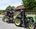 Bild: bnr
Ein Highlight des Festzugs in Willhof: Auch die 125 Jahre alte Feuerwehrspritze wurde mitgeführt.