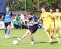 Bild: Gebert
Der SV Mitterteich feierte am Samstag einen souveränen 5:1-Sieg gegen die SpVgg Oberkotzau. Hier schießt Alexander Dylda zum Endstand ein.