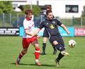 Bild: Dieter Jäschke
Der SC Kirchenthumbach um Fabian Lober (rechts) trifft in der Relegation um den Ligaverbleib auf die DJK Ensdorf. Christopher Fleischmann und die SpVgg Trabitz kämpfen mit dem TuS Rosenberg um einen Platz in der Bezirksliga.
