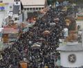 Bild: Felix Hörhager/dpa
2025 musste das Wiesn-Gelände zeitweise wegen Überfüllung geschlossen werden. (Archivbild)