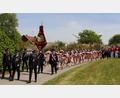 Bild: mfh
An der Spitze des Festzugs: marschierten die Führung der Feuerwehr Holnstein-Mittelreinbach und die Festdamen.