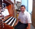 Bild: Andreas Merl
Andreas Merl konzertiert bayernweit als Organist und Improvisator, hier in St. Ottilien.