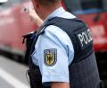 Bild: Sven Hoppe/dpa
Die Bundespolizei ermittelt wegen des Verdachts des gefährlichen Eingriffs in den Bahnverkehr. (Symbolbild)