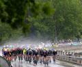 Bild: Fabio Ferrari/LaPresse/AP/dpa
Die fünfte Giro-Etappe war von starken Regenfällen geprägt.
