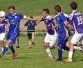 Archivbild: Hans Mark
Der Diendorfer Benedikt Meier (links) nimmt im Punktspiel gegen den TSV Detag Wernberg Maß. Der Tabellen-13. der Kreisliga West trifft in seinem ersten Relegationsspiel auf die SG Regental, Zwölfter der Kreisliga Ost.