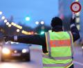 Symbolbild: Bernd Wüstneck/dpa
Ein 36-jähriger Autofahrer flüchtete auf der A93 vor der Polizei.