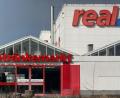Bild: Petra Hartl
Das Gebäude des ehemaligen Real-Markts in Amberg wird abgerissen.