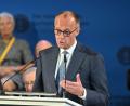 Bild: Henning Kaiser/dpa
Bundeskanzler Friedrich Merz (CDU) hat bei der Karlspreis-Verleihung in Aachen Reformen angemahnt.