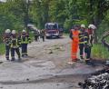 Bild: -/Kreisbrandinspektion Cham/dpa
Der Kleintransporter brannte vollständig aus.