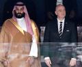 Bild: Alexei Nikolsky/Pool Sputnik Kremlin/dpa
Nächster Deal: Saudi-Arabiens König Mohammed bin Salman (l) und FIFA-Präsident Gianni Infantino. (Archivbild)