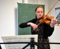 Bild: ubb
Esther Bernreuther hat ein besonderes Talent zum Geige spielen. Für sie ist Musik ihre große Leidenschaft. Fragt man die 18-Jährige nach ihren sonstigen Hobbys außer Geige nennt sie schmunzelnd das Klavier.