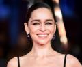 Bild: Matt Crossick/PA Wire/dpa
„Game of Thrones“-Star Emilia Clarke verlor nach zwei lebensrettenden Gehirnoperationen eigenen Angaben zufolge für eine Weile den Glauben ans Leben. (Archivbild)