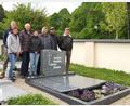 Bild: Norbert Weis
Bei der Abnahme der sanierten Friedhofsmauer in Bachetsfeld waren dabei (von links): Christoph Margraf, Else Hofmann, Eduard Maul, Selina Englhard, Dieter Dehling, Stefan Kempf und Josef Margraf.