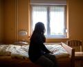 Bild: Maja Hitij/dpa
Frauenhäuser sind wichtige Schutzräume für Opfer von häuslicher Gewalt. In Bayern wurden die Angebote in den vergangenen Jahren weiter ausgebaut. Die aktuelle Statistik zeigt, der Bedarf ist weiterhin extrem hoch. (Illustration)