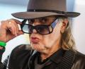 Bild: Christoph Reichwein/dpa
Hut, Sonnenbrille, geschürzte Lippen - der Stil von Panikrocker Udo Lindenberg ist unverkennbar. (Archivbild)