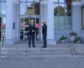 Symbolbild: Bundespolizei
Am Sonntag, 17. Mai, hat eine 39-jährige Frau in Regensburg eine Verkäuferin mit einer leeren Bierdose beworfen und verletzt.