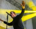 Bild: Jens Büttner/dpa
Tote Hosen-Frontmann Campino ist nochmal Vater geworden, wie er in einer Dokumentation über die Band verraten hat. (Archivfoto)