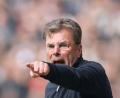 Bild: Philipp Szyza/dpa
Dieter Hecking will den VfL Wolfsburg über die Relegation zum Klassenerhalt führen. (Archivbild)
