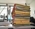 Bild: Patrick Pleul/dpa
Urteile enthalten viele sensible Informationen, die bisher eine Veröffentlichung verhindern. Eine neue KI-Software soll nun für mehr Transparenz sorgen. (Symbolbild)