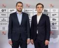 Bild: Jürgen Kessler/dpa
DFL-Bosse Marc Lenz (l.) und Steffen Merkel