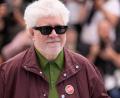 Bild: John Locher/Invision/AP/dpa
Pedro Almodóvar zeigt in Cannes seinen neuen Film „Bitter Christmas“.