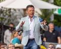 Archivbild: Philipp von Ditfurth/dpa
Ende Mai beginnt die letzte Staffel von „Immer wieder sonntags“ mit Stefan Mross.