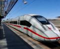 Bild: Jan Woitas/dpa
Am Pfingstwochenende erwartet die Bahn viele Fahrgäste in ihren Zügen. (Archivbild)