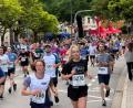 Bild: Stephan Huber
Fast 6000 Menschen liefen beim 13. Nofi-Lauf in Weiden mit. Die Strecke war 7,5 Kilometer lang.