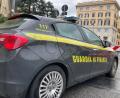 Bild: Sabine Dobel/dpa
Betroffen sind laut Finanzpolizei unter anderem illegale Zugänge zu kostenpflichtigen Angeboten von mehreren bekannten Streaminganbietern. (Symbolbild)
