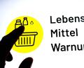 Bild: Sina Schuldt/dpa
Der Rückruf erfolge vorsorglich, teilte das Unternehmen mit. (Symbolbild)
