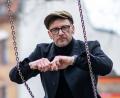 Bild: Hendrik Schmidt/dpa
Schauspieler Hendrik Duryn hält nichts von pauschaler Kritik an der Generation Z. (Archivbild)