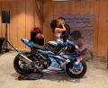 Bild: Nicki Scharf
Dieses Motorrad schenkte Andi Thümmler seiner Frau Nicki Scharf zur Hochzeit.