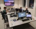 Bild: Thomas Schaller
Blick in die Wahlzentrale von Oberpfalz-Medien am Wahlabend 8. März 2026. Das KI-Team der Redaktion wurde bei der Ergebnisauswertung durch Künstliche Intelligenz unterstützt von zwei Mitarbeitern des Systemdienstleisters HUP GmbH aus Leipzig.