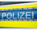 Bild: Daniel Vogl/dpa
Nach einem Auffahrunfall auf der A3 bei Wörth an der Donau blockierten die beschädigten Lastwagen alle Fahrbahnen in Richtung Regensburg. (Symbolbild)