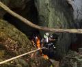 Bild: Uncredited/Metta Tham Rescue Kalasin/AP/dpa
Die Suche in der gefluteten Höhle war extrem schwierig.