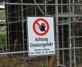 Bild: dob
Über viele Jahre hinweg blieb der Lokschuppen weitgehend sich selbst überlassen. Witterung, Alter und fehlende Instandhaltung führten dazu, dass sich der bauliche Zustand zunehmend verschlechterte. Inzwischen ist die Sicherung und Sanierung des historischen Bauwerks zu einer dringenden Aufgabe geworden.