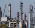 Bild: Uwe Anspach/dpa
Der Chemie als drittgrößter deutschen Industriebranche nach dem Auto- und Maschinenbau setzen teure Energie, Wettbewerb mit Asien, die schwache Konjunktur und Überkapazitäten bei Basischemikalien zu. (Archivbild)