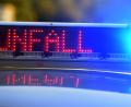 Symbolbild: Stefan Puchner/dpa
Ein Unfall auf der A93 endete glimpflich für zwei junge Fahrer. Dabei wurde aber ein offener Haftbefehl gegen einen Beteiligten aus Zirndorf entdeckt.