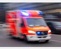 Bild: Monika Skolimowska/dpa
Im Krankenwagen wird der Mann zunächst wiederbelebt. (Symbolbild)