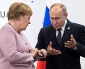 Bild: Bernd von Jutrczenka/dpa
Altkanzlerin Merkel hält es für keine gute Idee, Ex-Regierungschefs mit Kremlchef Putin verhandeln zu lassen. (Archivbild)