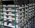 Bild: Jan Woitas/dpa
Aluminium hat sich binnen eines Jahres deutlich verteuert, wenn auch nicht so stark wie Wolfram. (Symbolbild)