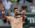 Bild: Thibault Camus/AP/dpa
Hat in Paris sichtlich gute Laune: Novak Djokovic.