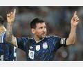 Bild: Gustavo Garello/AP/dpa
Der Kapitän will es noch einmal wissen: Messi spielt seine sechste WM.